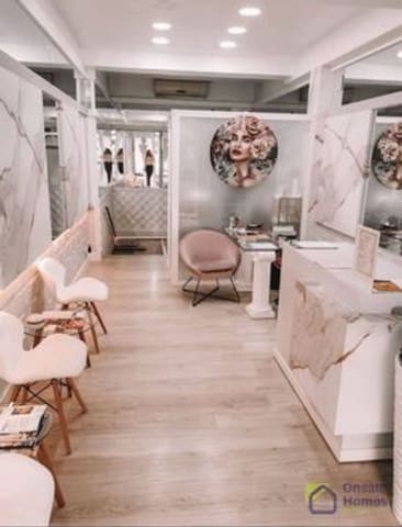 Kaupallinen vuokrattavana paikassa Ricardo Soriano, Marbella - 1 800 € (Ref: 9335602)