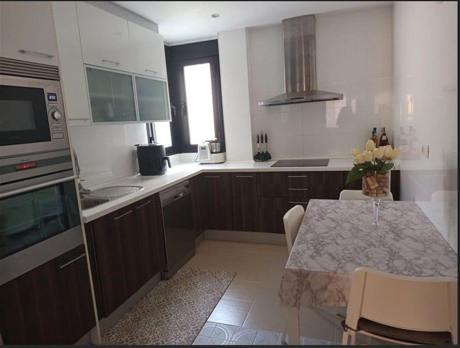 3 slaapkamer Flat te koop in New Golden Mile met zwembad garage - € 475.000 (Ref: 9367960)
