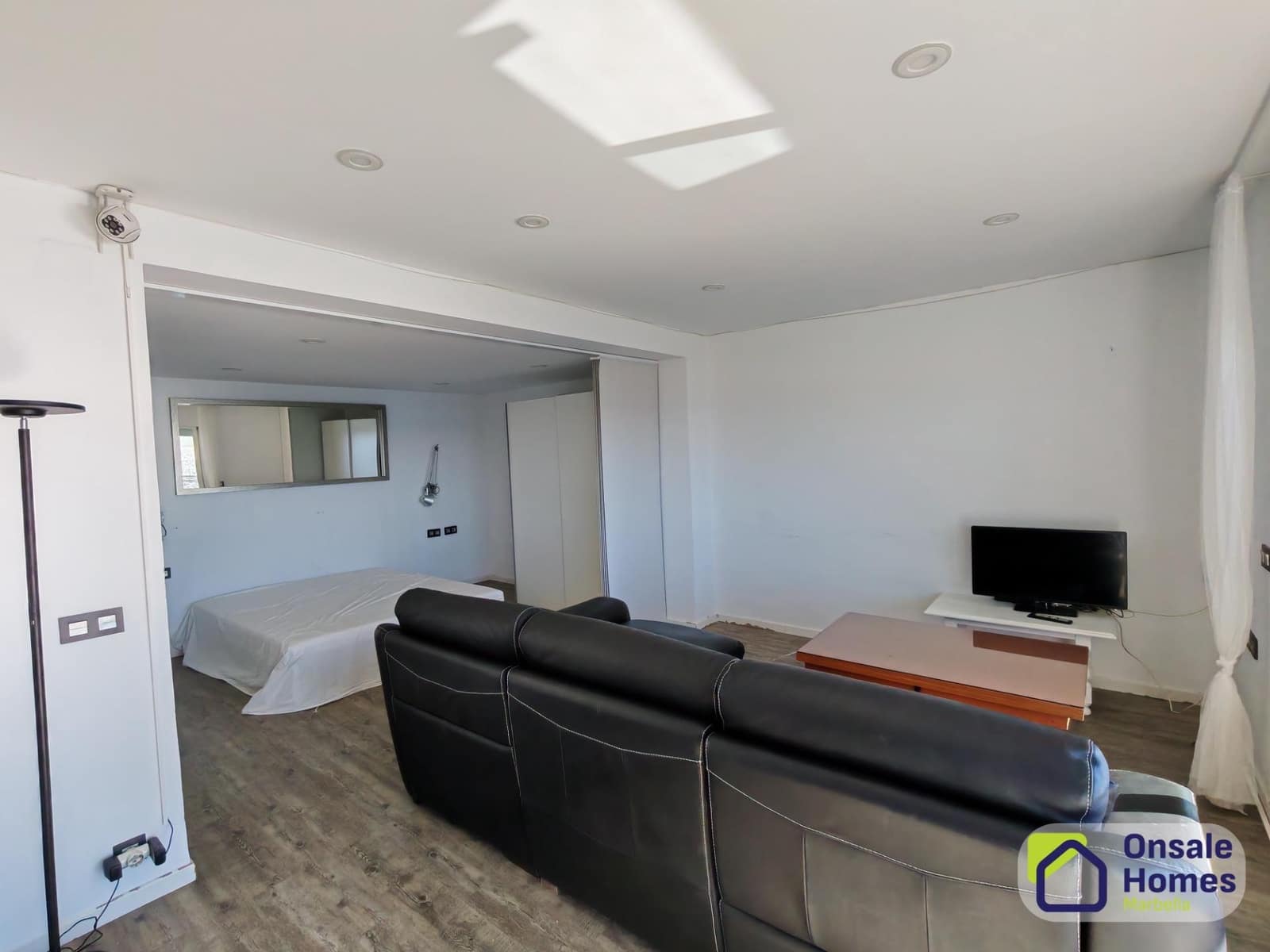 1 bedroom Apartment for sale in Marbella - € 600,000 (Ref: 9367961)