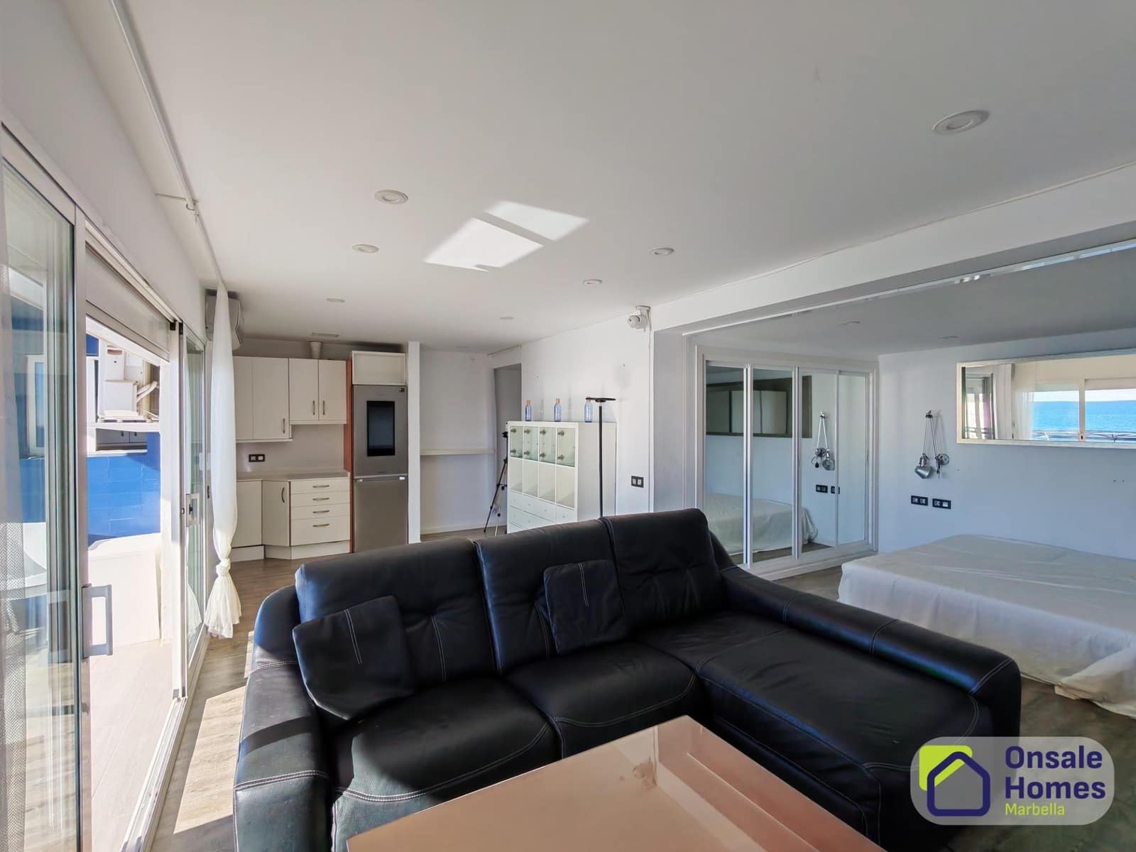 1 bedroom Apartment for sale in Marbella - € 600,000 (Ref: 9367961)