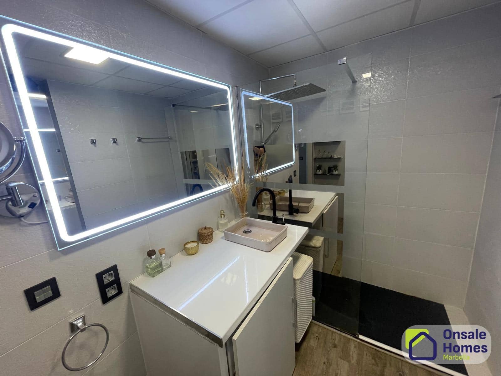 1 bedroom Apartment for sale in Marbella - € 600,000 (Ref: 9367961)