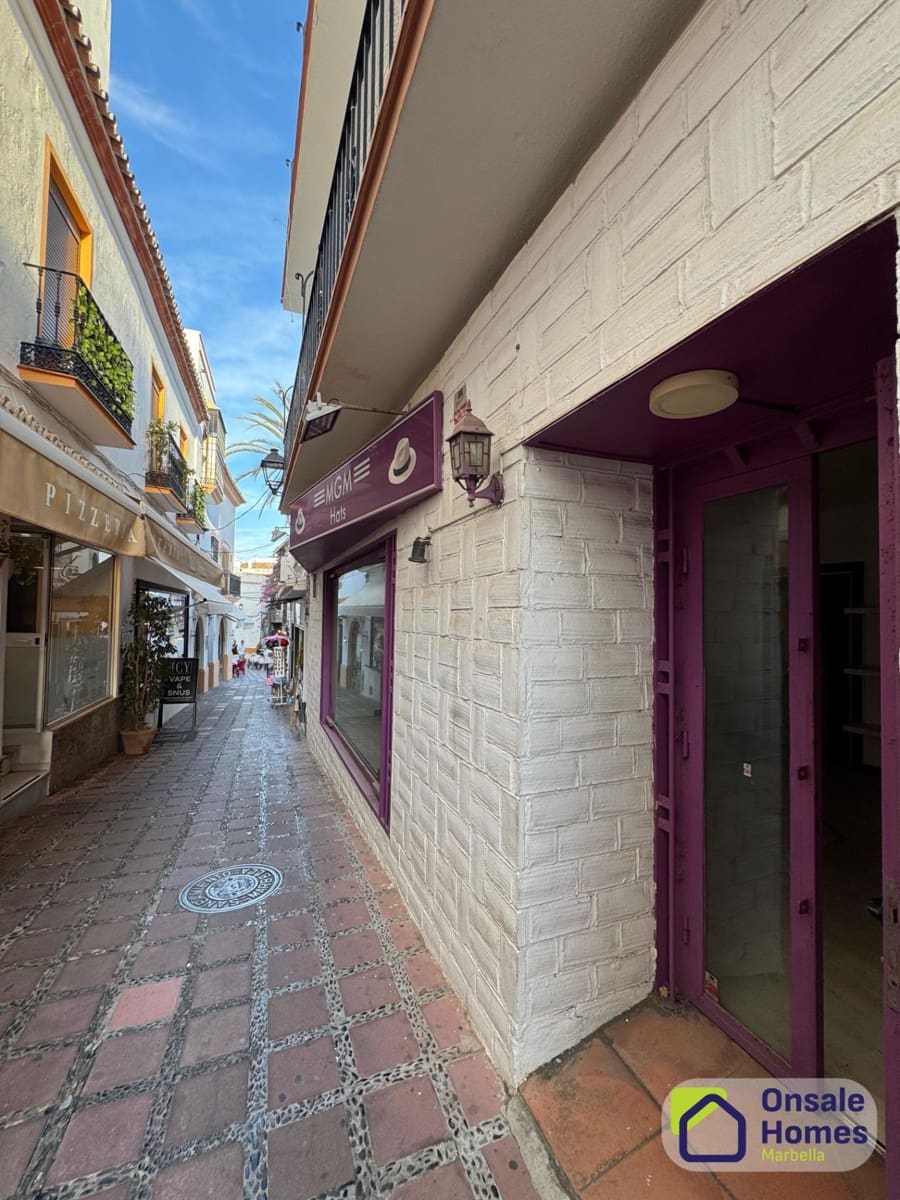5 bedroom Commercial for sale in Marbella - € 2,100,000 (Ref: 9367962)