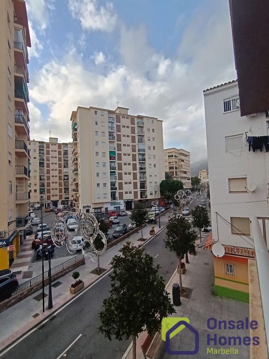 4 slaapkamer Flat te koop in Marbella - € 319.000 (Ref: 9367964)