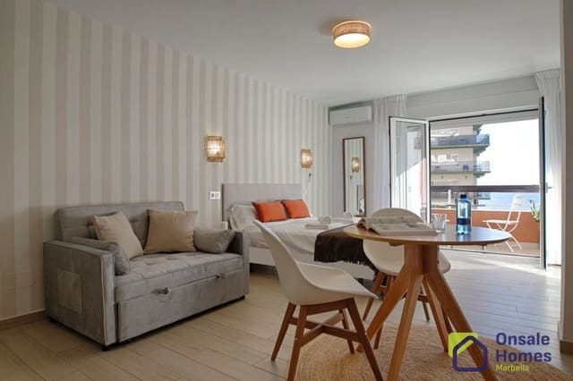 Leilighet til salgs i Playa Bajadilla - Puertos, Marbella - € 320 000 (Ref: 9367965)