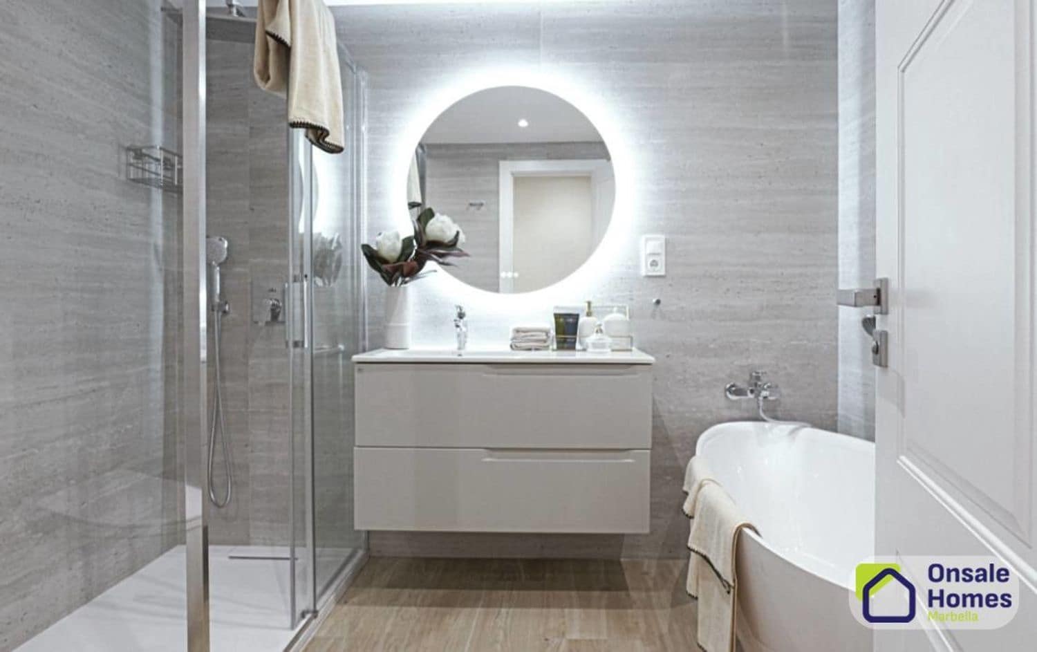 5 soverom Villa til salgs i Marbella med svømmebasseng garasje - € 1 490 000 (Ref: 9367966)