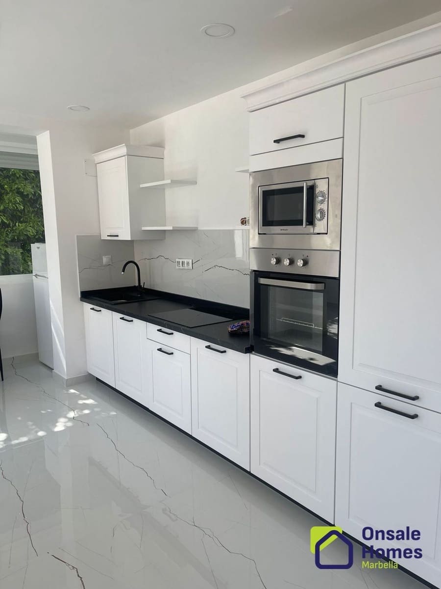 2 sovrum Lägenhet till salu i Marbella - 368 000 € (Ref: 9367972)