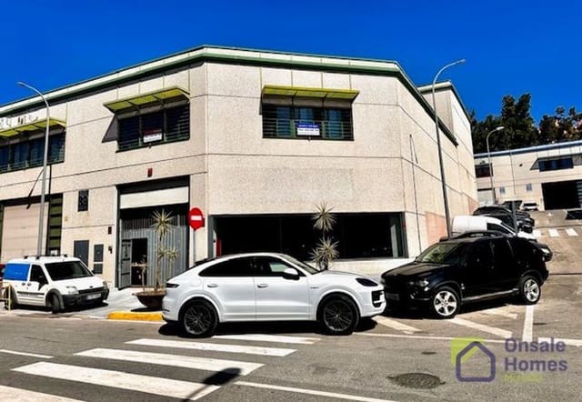 Commerciale da affittare in Los Naranjos, Marbella - 5.600 € (Rif: 9367973)