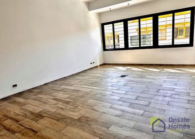 Commerciale da affittare in Los Naranjos, Marbella - 5.600 € (Rif: 9367973)