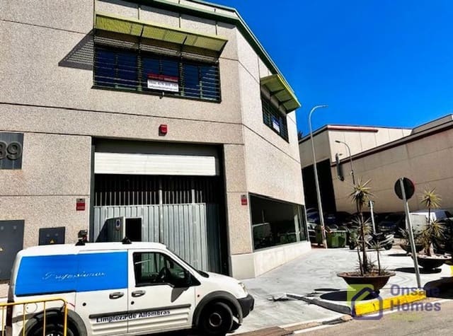 Commerciale da affittare in Los Naranjos, Marbella - 5.600 € (Rif: 9367973)