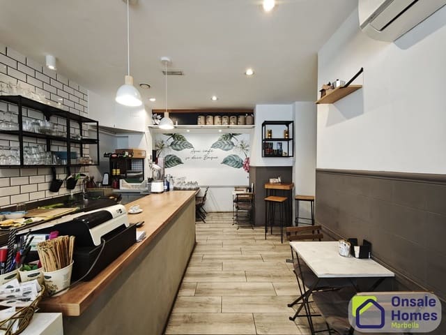 Commerciale da affittare in Playa Bajadilla - Puertos, Marbella - 2.000 € (Rif: 9367975)