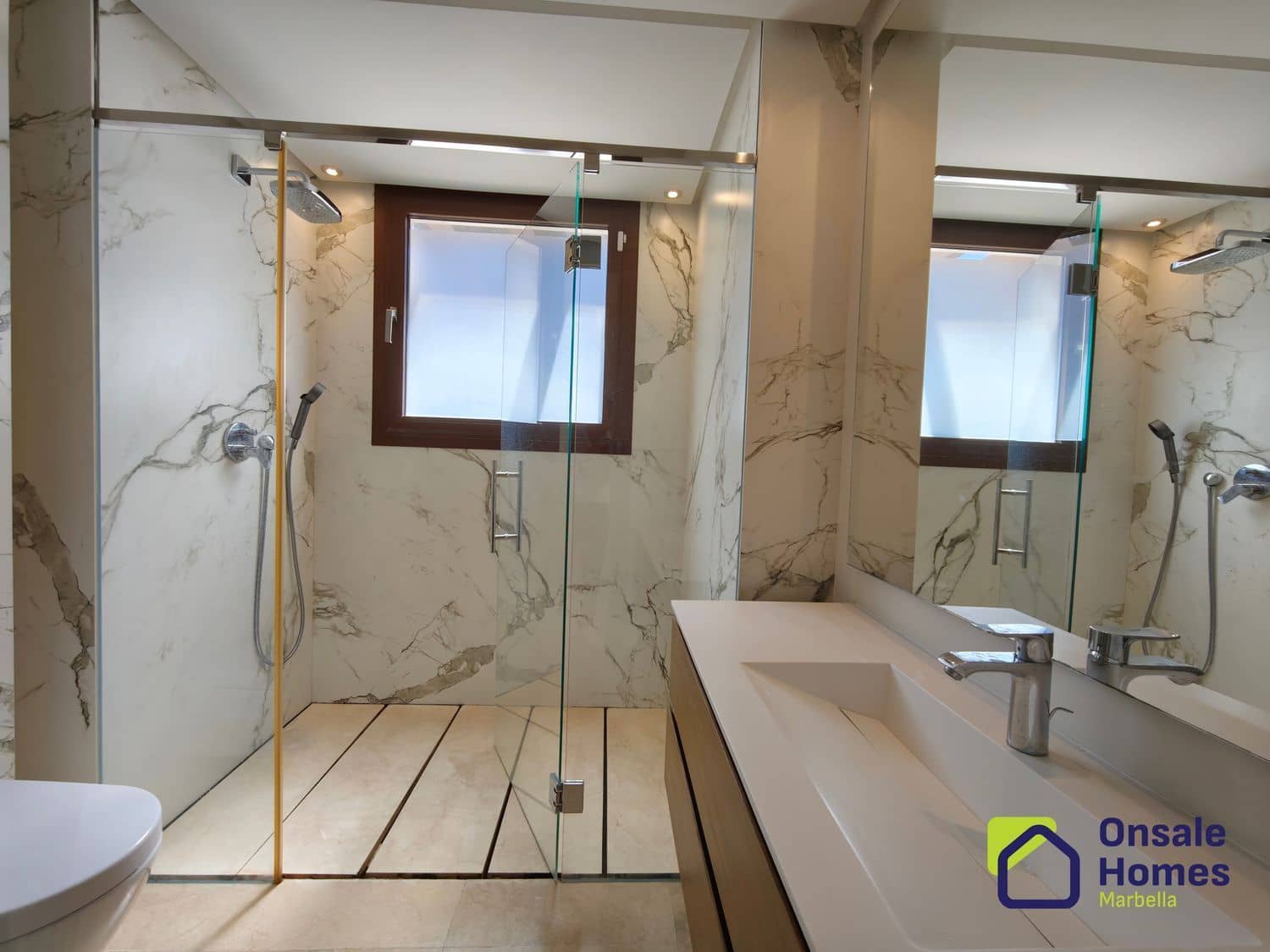 3 slaapkamer Villa te koop in Marbella met zwembad garage - € 1.800.000 (Ref: 9367978)