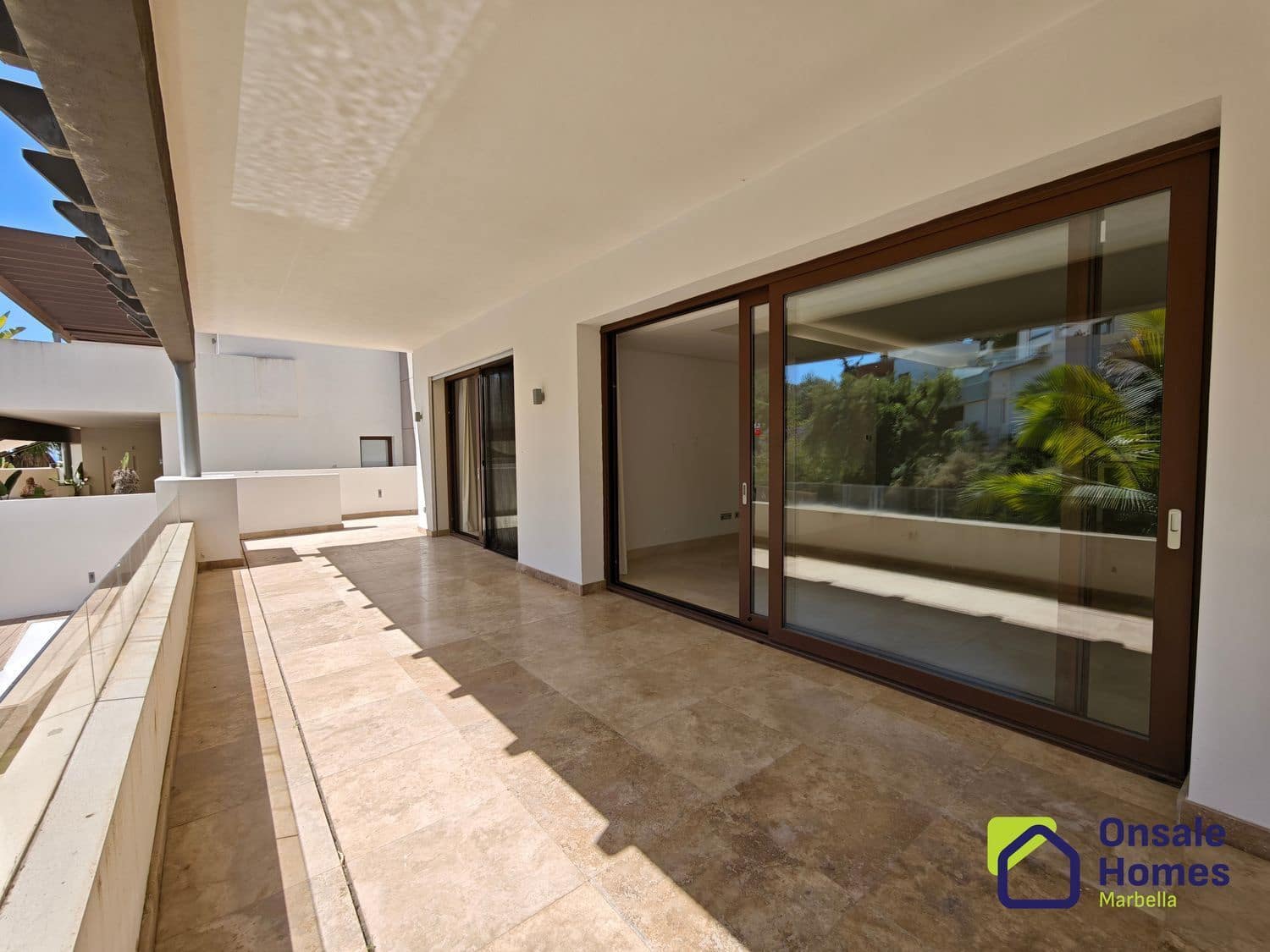 3 slaapkamer Villa te koop in Marbella met zwembad garage - € 1.800.000 (Ref: 9367978)