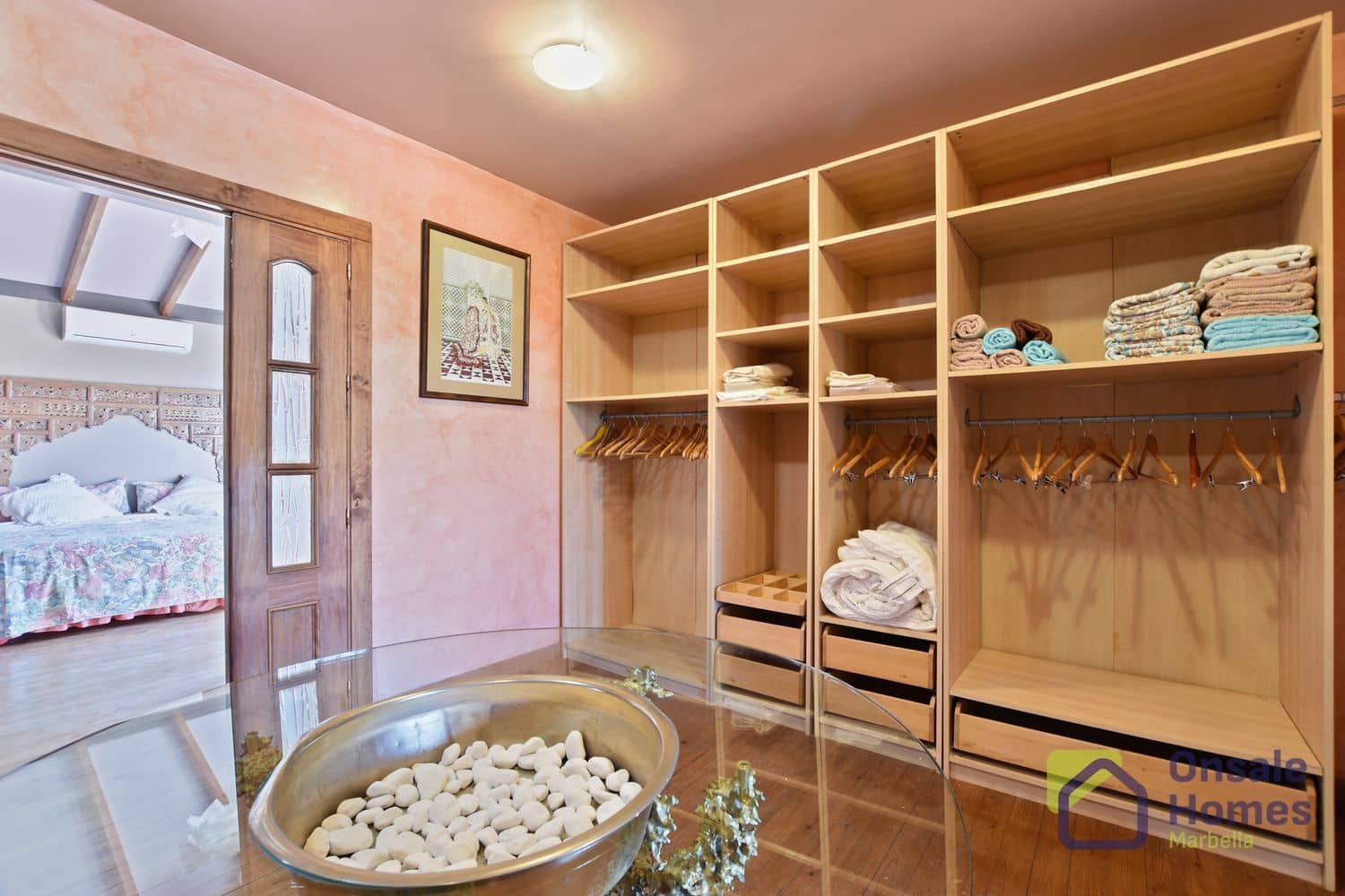 6 sypialnia Willa na sprzedaż w Nueva Andalucia z basenem - 2 290 000 € (Ref: 9367979)