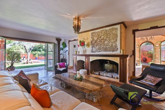 6 sypialnia Willa na sprzedaż w La Dama de Noche - La Alzambra, Marbella z basenem - 2 290 000 € (Ref: 9367979)