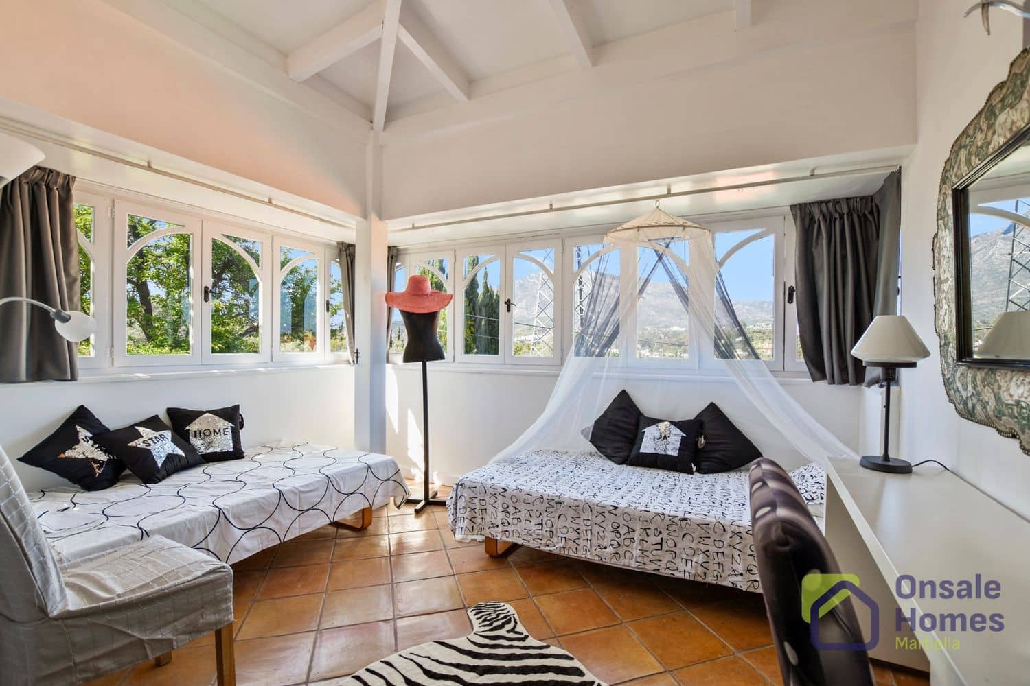 6 soveværelse Villa til salg i Marbella med swimmingpool garage - € 2.290.000 (Ref: 9367979)