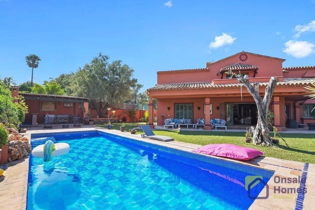 6 soverom Villa til salgs i La Dama de Noche - La Alzambra, Marbella med svømmebasseng garasje - € 2 290 000 (Ref: 9367979)
