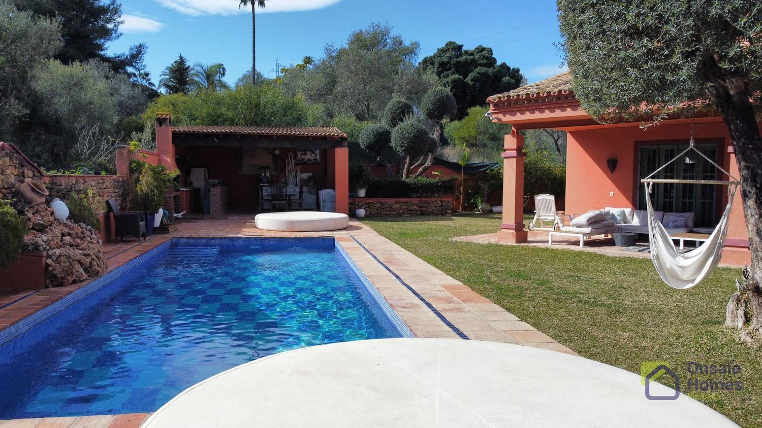 6 soveværelse Villa til salg i Marbella med swimmingpool garage - € 2.290.000 (Ref: 9367979)