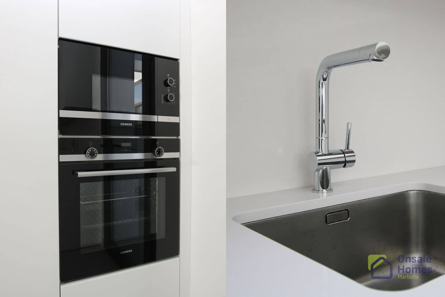 4 chambre Villa/Maison à vendre à Rio Real avec piscine garage - 2 300 000 € (Ref: 9367982)