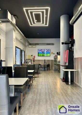 Kaupallinen vuokrattavana paikassa La Patera, Marbella - 1 900 € (Ref: 9367990)