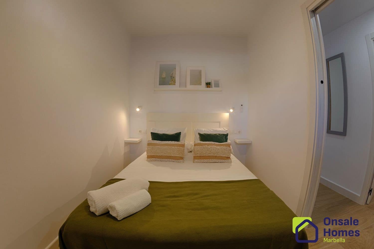 Piso de 2 habitaciones en Marbella en venta con piscina - 370.000 € (Ref: 9367991)