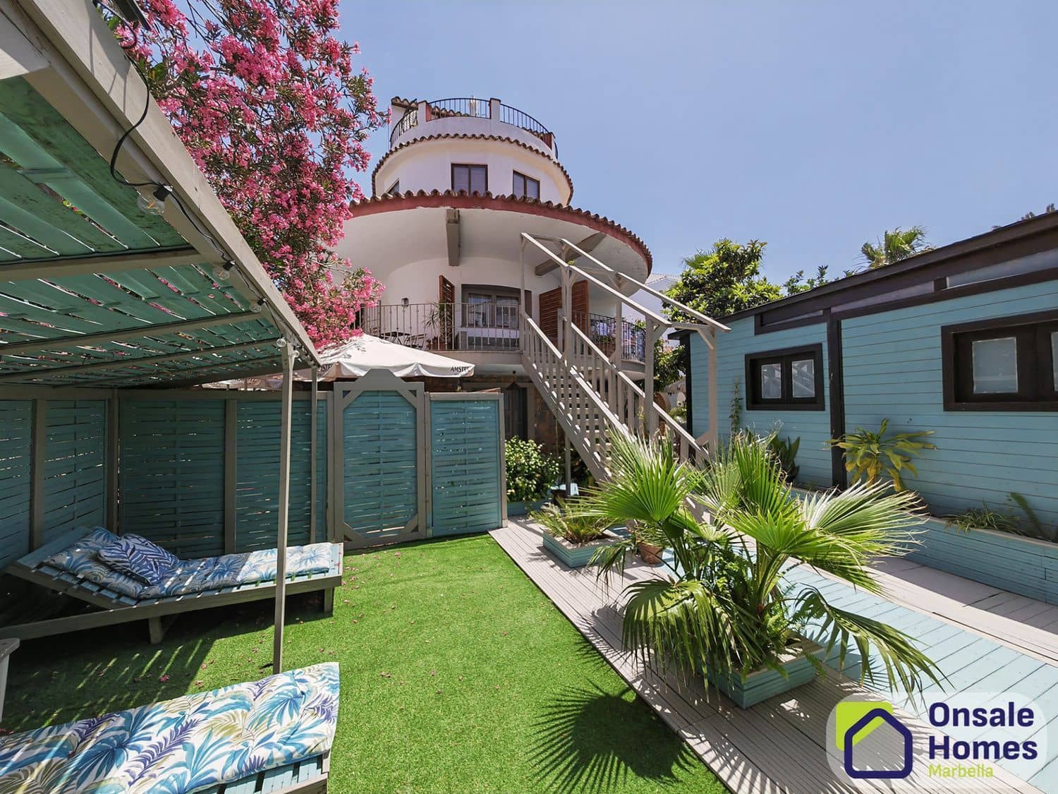 12 slaapkamer Villa te koop in Marbella met garage - € 1.699.000 (Ref: 9367992)