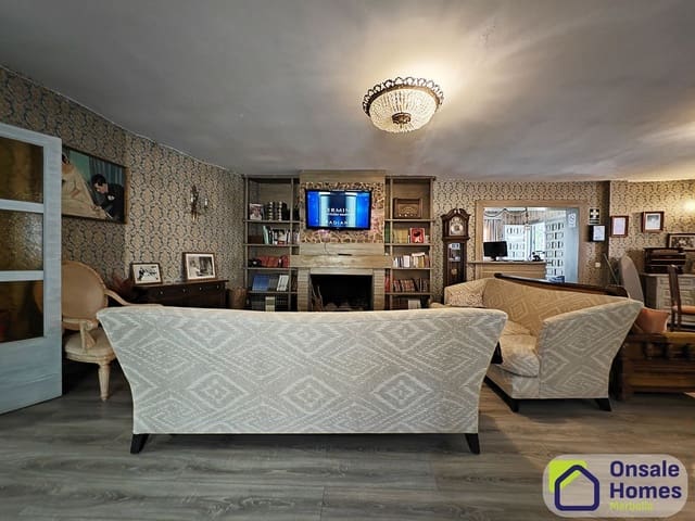 12 slaapkamer Villa te koop in Huerta Belón - Calvario, Marbella met garage - € 1.699.000 (Ref: 9367992)