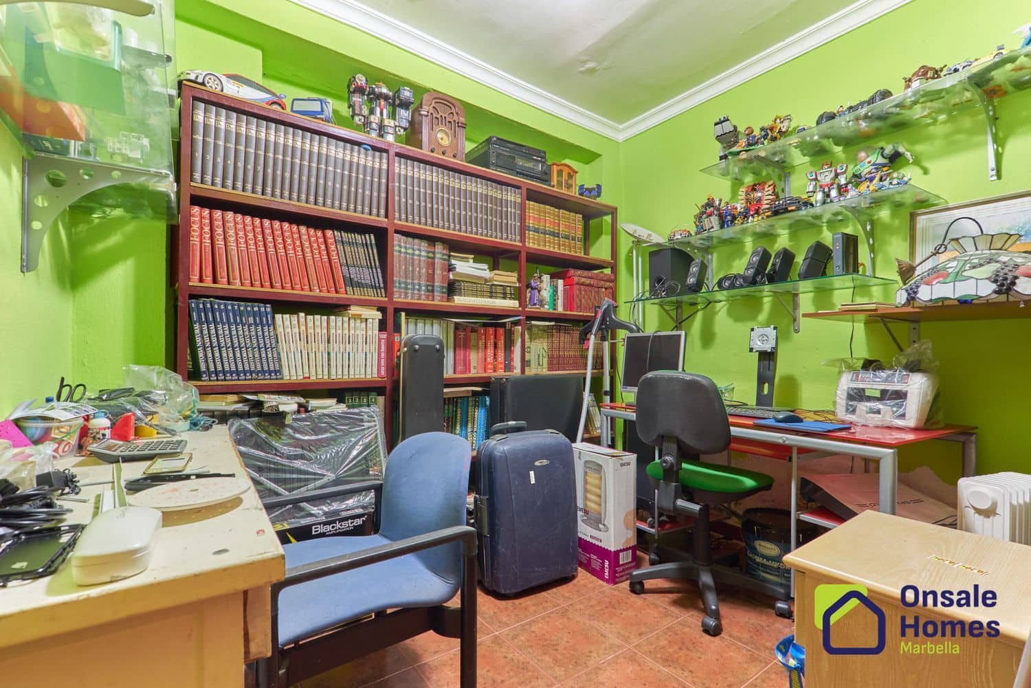 7 soverom Villa til salgs i Marbella - € 999 999 (Ref: 9367994)