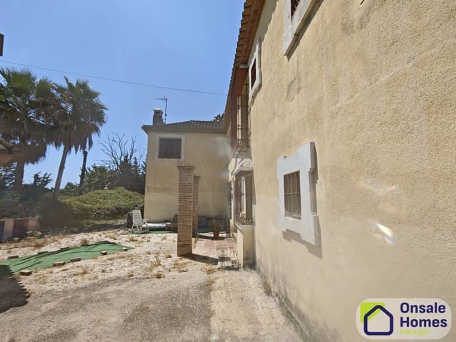 6 sypialnia Willa na sprzedaż w Nueva Andalucía Centro, Marbella z basenem - 1 100 000 € (Ref: 9367996)