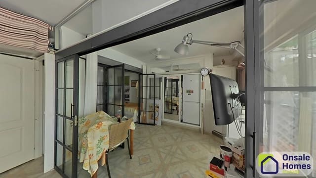 1 slaapkamer Flat te koop in Playa Bajadilla - Puertos, Marbella - € 470.000 (Ref: 9367997)