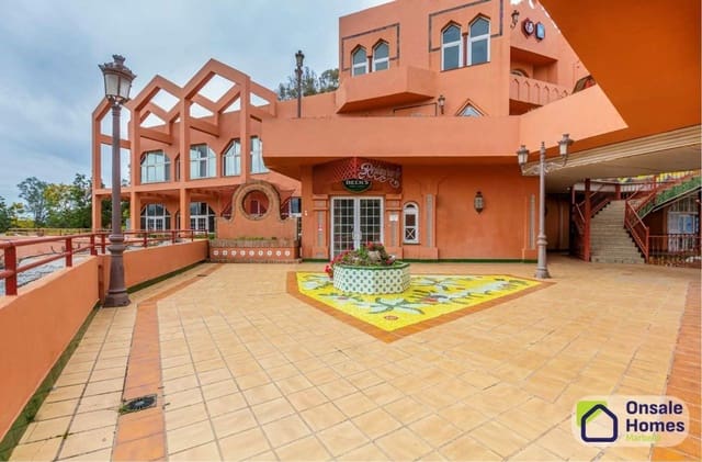 Kommersiell till salu i La Reserva, Marbella - 8 000 000 € (Ref: 9367998)