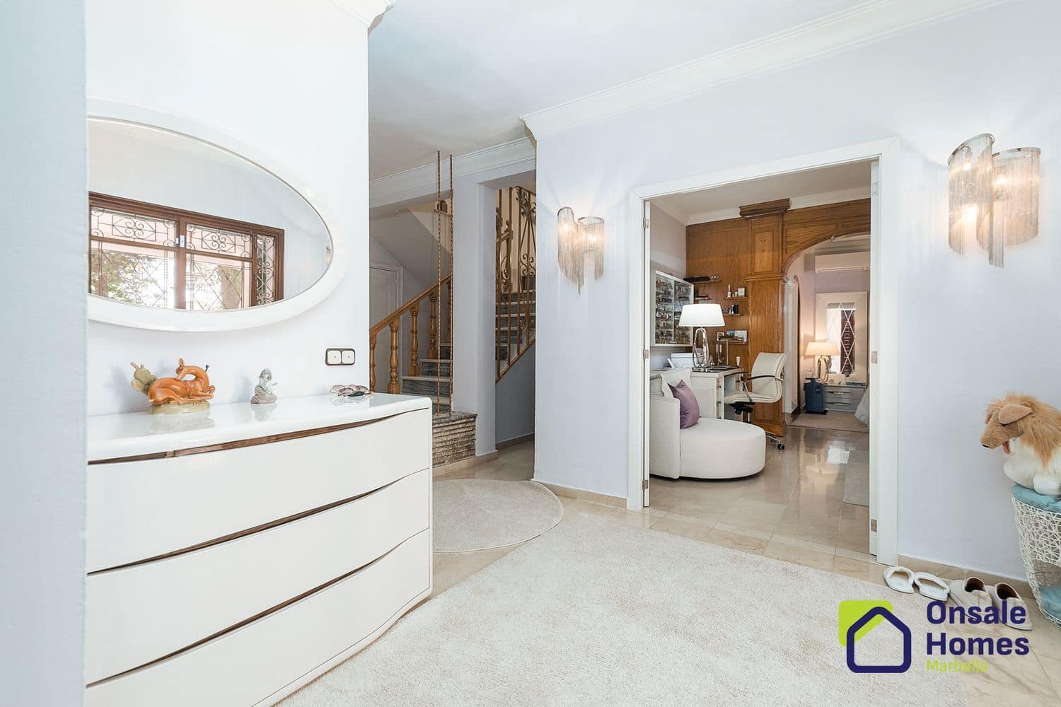 5 sypialnia Willa na sprzedaż w Marbella z basenem - 2 300 000 € (Ref: 9367999)