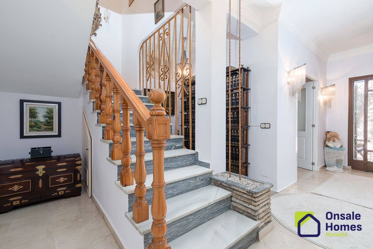 5 sypialnia Willa na sprzedaż w Marbella z basenem - 2 300 000 € (Ref: 9367999)