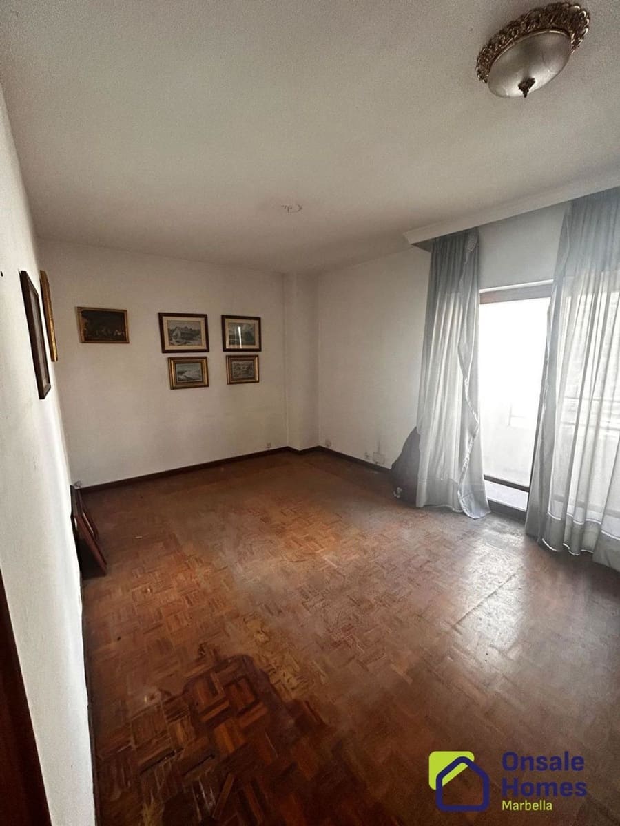 4 slaapkamer Flat te koop in Marbella - € 530.000 (Ref: 9368001)