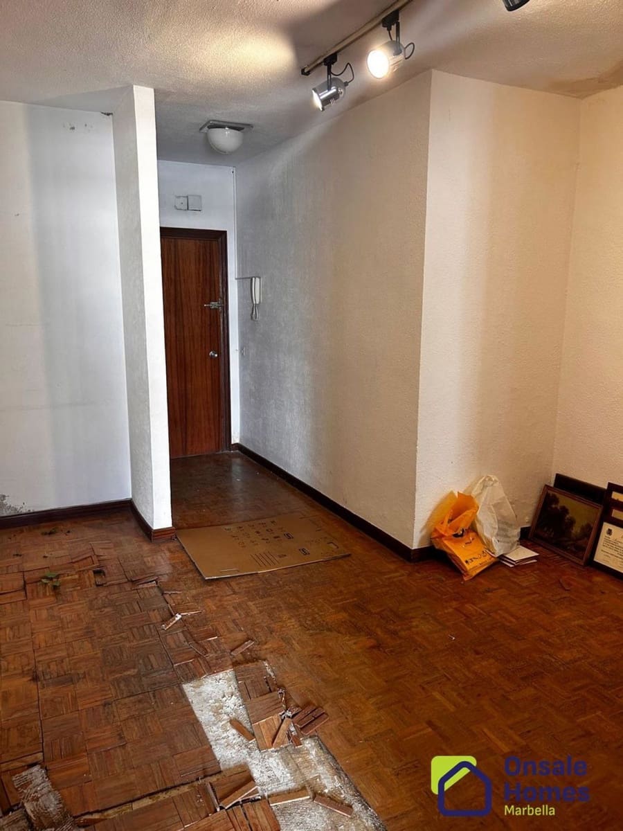 4 slaapkamer Flat te koop in Marbella - € 530.000 (Ref: 9368001)