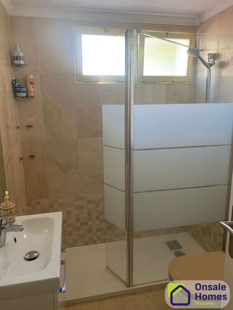 2 slaapkamer Flat te koop in Marbella - € 500.000 (Ref: 9368005)