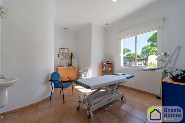 Commerciale da affittare in Guadalmina, Marbella - 6.000 € (Rif: 9368007)