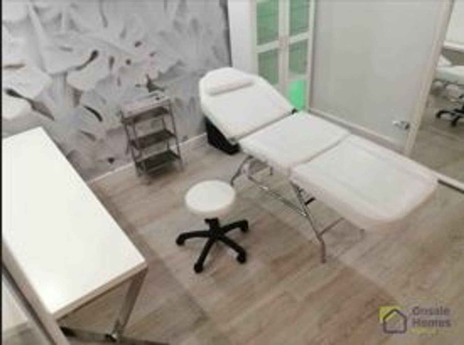 Kommersiell til leie i Marbella - € 1 800 (Ref: 9368011)