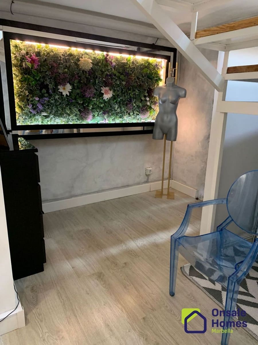 Commercial for rent in Marbella - € 1,800 (Ref: 9368011)