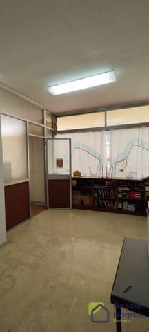 Office for rent in Playa Bajadilla - Puertos, Marbella - € 1,300 (Ref: 9368012)