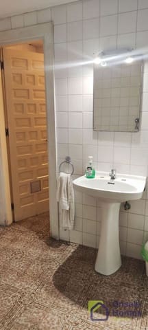 Office for rent in Playa Bajadilla - Puertos, Marbella - € 1,300 (Ref: 9368012)