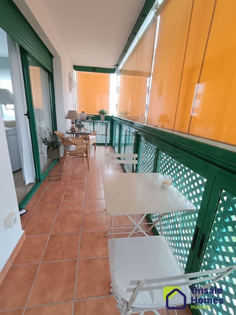 2 chambre Appartement à vendre à Estepona avec garage - 360 000 € (Ref: 9368013)
