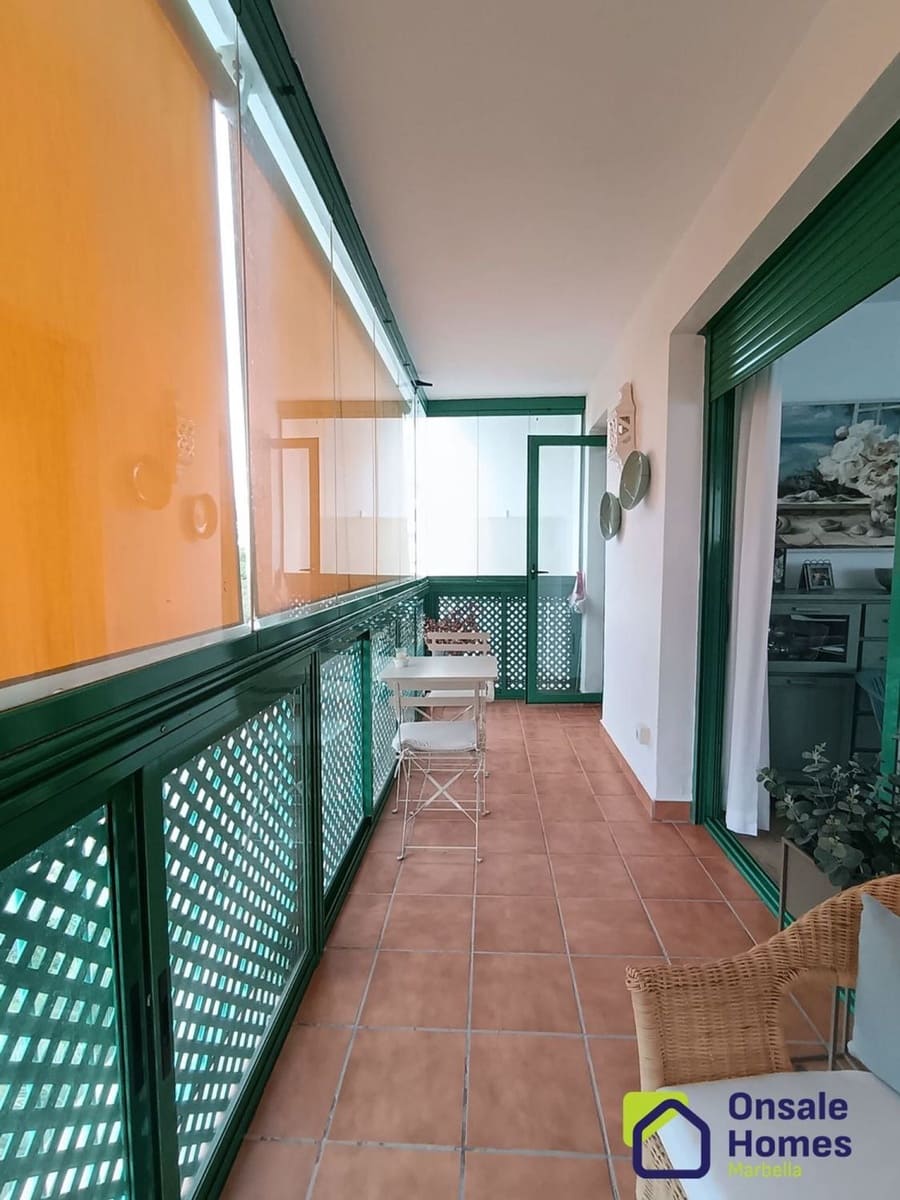 2 chambre Appartement à vendre à Estepona avec garage - 360 000 € (Ref: 9368013)