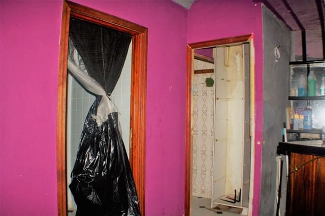 Commercieel te koop in Marbella - € 170.000 (Ref: 9387860)