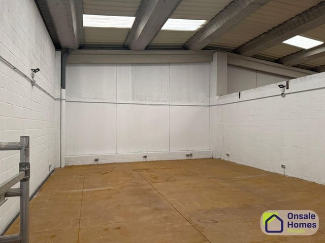 4 makuuhuone Yritys vuokrattavana paikassa Nueva Andalucia, Marbella - 4 800 € (Ref: 9390767)