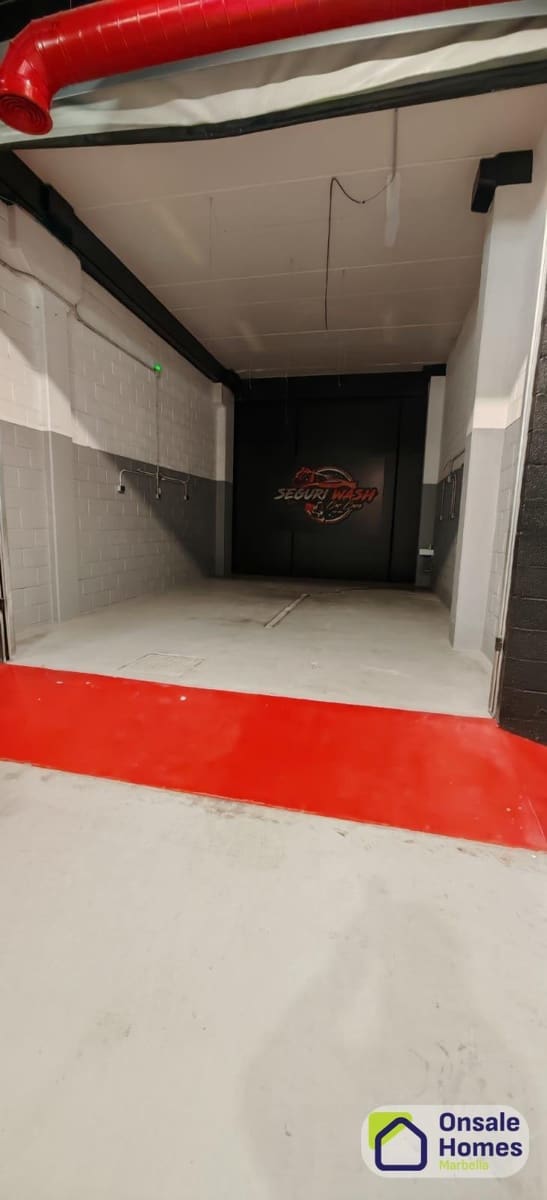 3 Zimmer Firma/Unternehmen zu vermieten in Nueva Andalucia - 3.800 € (Ref: 9398459)