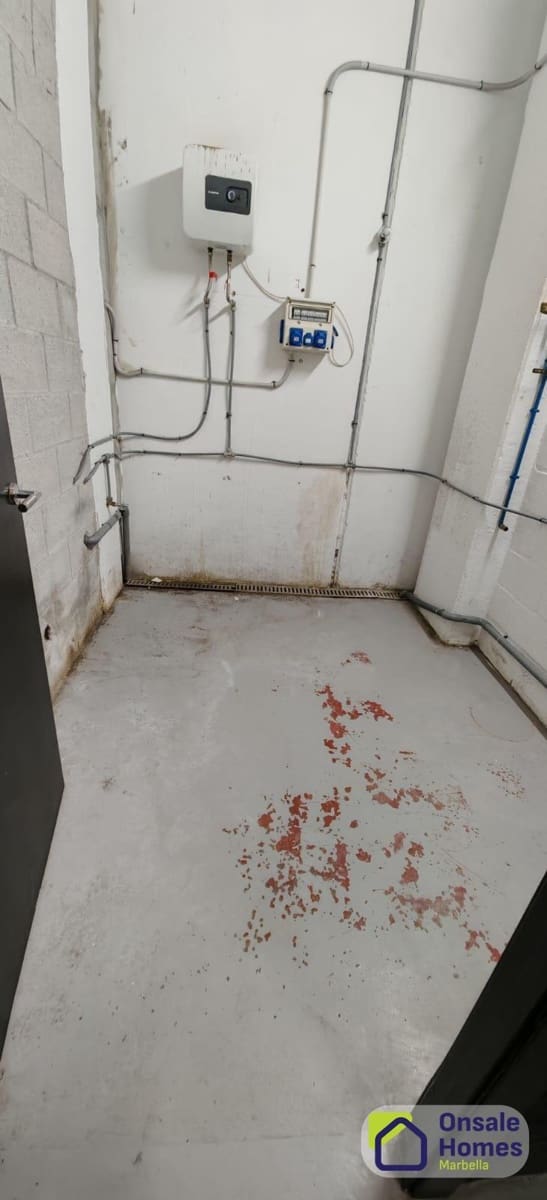 3 Zimmer Firma/Unternehmen zu vermieten in Nueva Andalucia - 3.800 € (Ref: 9398459)