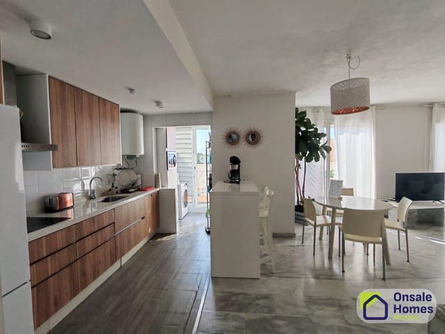 1 bedroom Penthouse for rent in Nueva Andalucia, Marbella with pool garage - € 1,800 (Ref: 9410936)