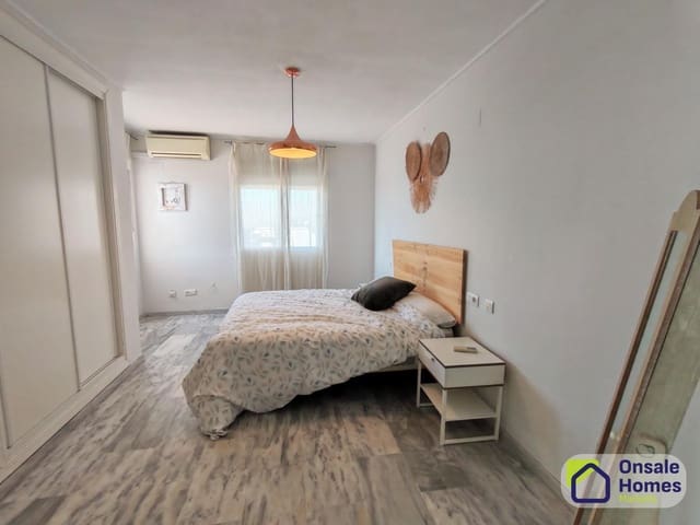 1 bedroom Penthouse for rent in Nueva Andalucia, Marbella with pool garage - € 1,800 (Ref: 9410936)