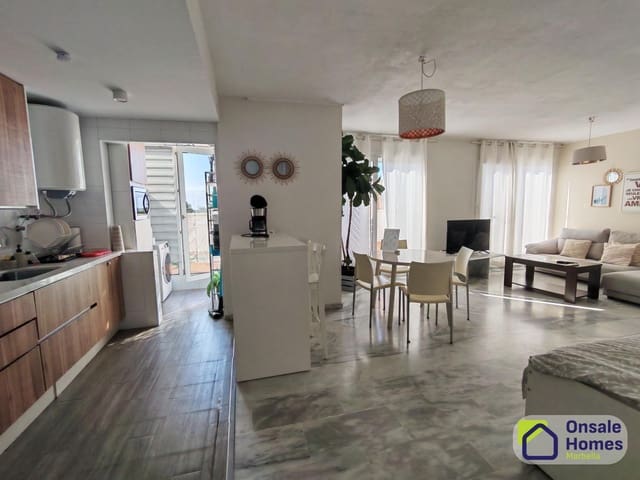 1 bedroom Penthouse for rent in Nueva Andalucia, Marbella with pool garage - € 1,800 (Ref: 9410936)