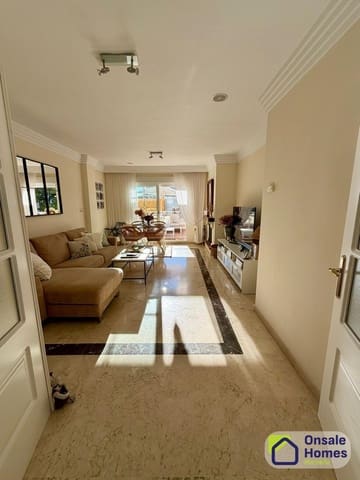 2 soverom Leilighet til salgs i Río Real, Marbella med svømmebasseng garasje - € 395 000 (Ref: 9427149)